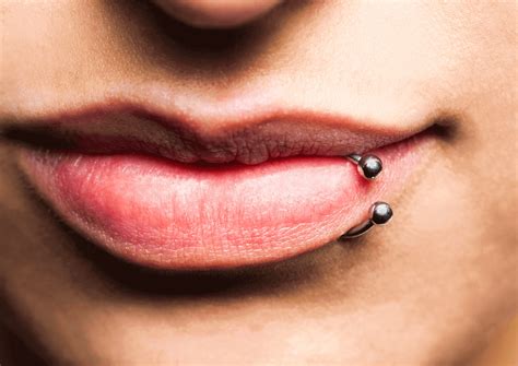 lip piercing small